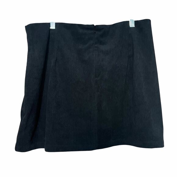 Halara 2-in-1 A Line Mini Skirt Skort XL Black Corduroy Casual Fall Academia NWT - Picture 4 of 8